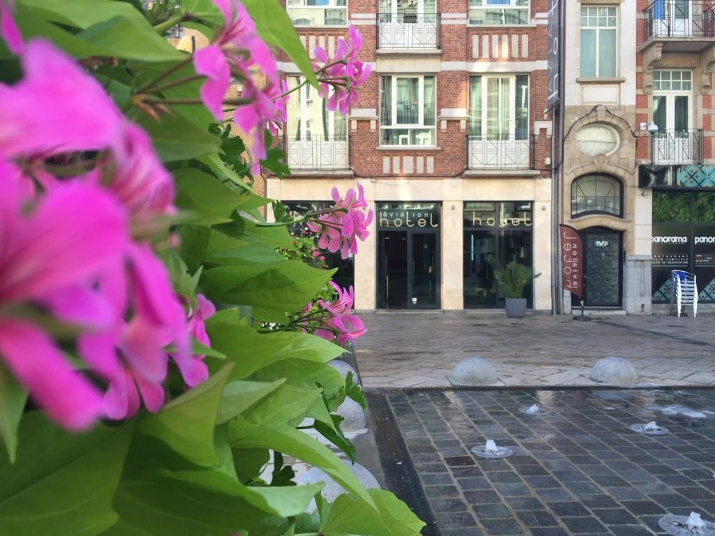 Es Hostel Saint-Gilles Exterior photo